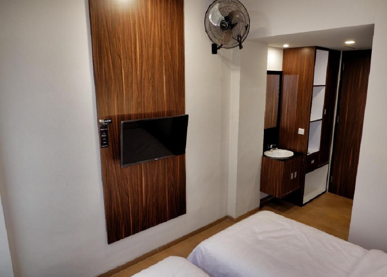 Guest House 555 Nki South Tangerang Exterior photo